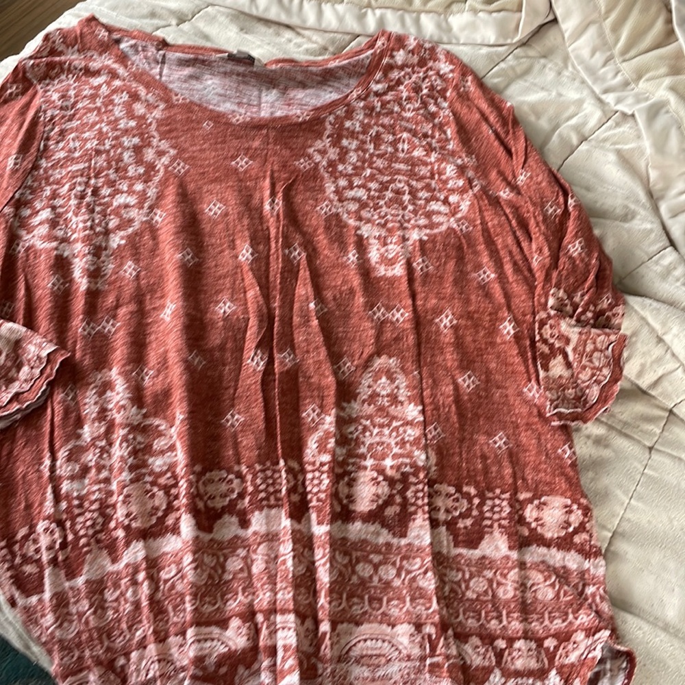 3/4 sleeve tshirt